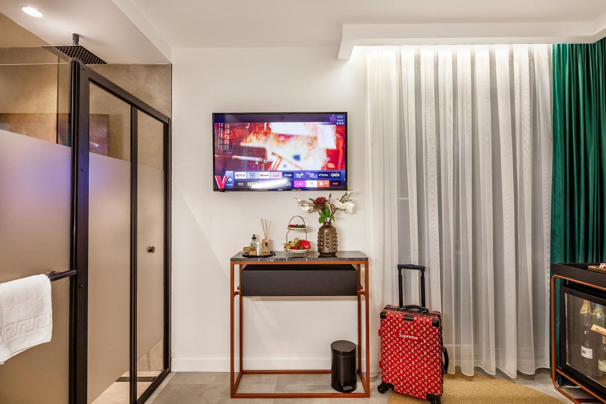 Luff Living (Adults Only) Antalya Luaran gambar