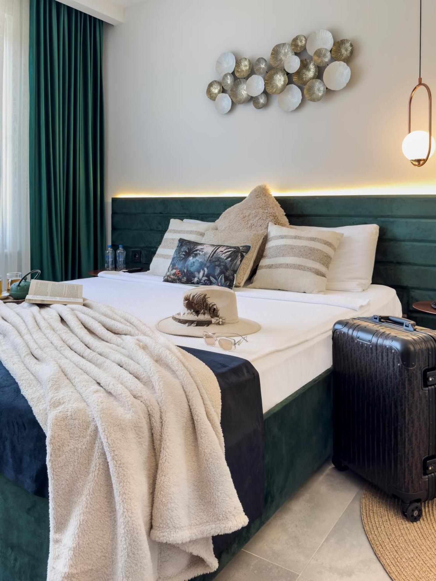 Luff Living (Adults Only) Antalya Luaran gambar